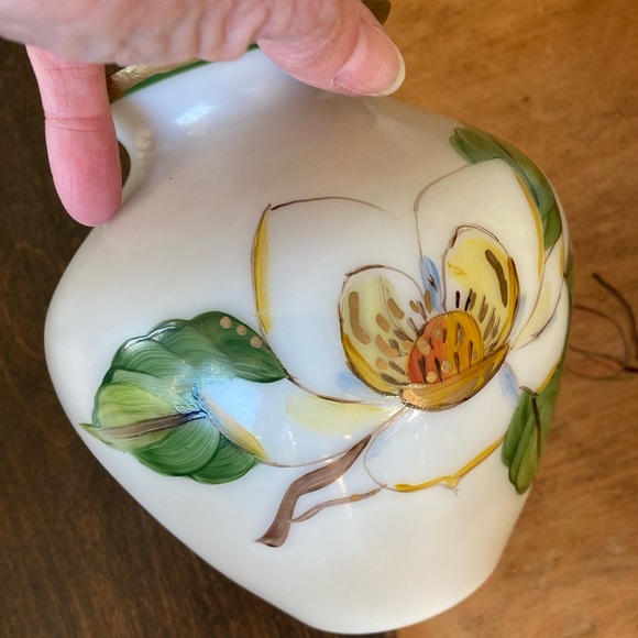 Hand Painted Glass Vase - Picture 7 of 8